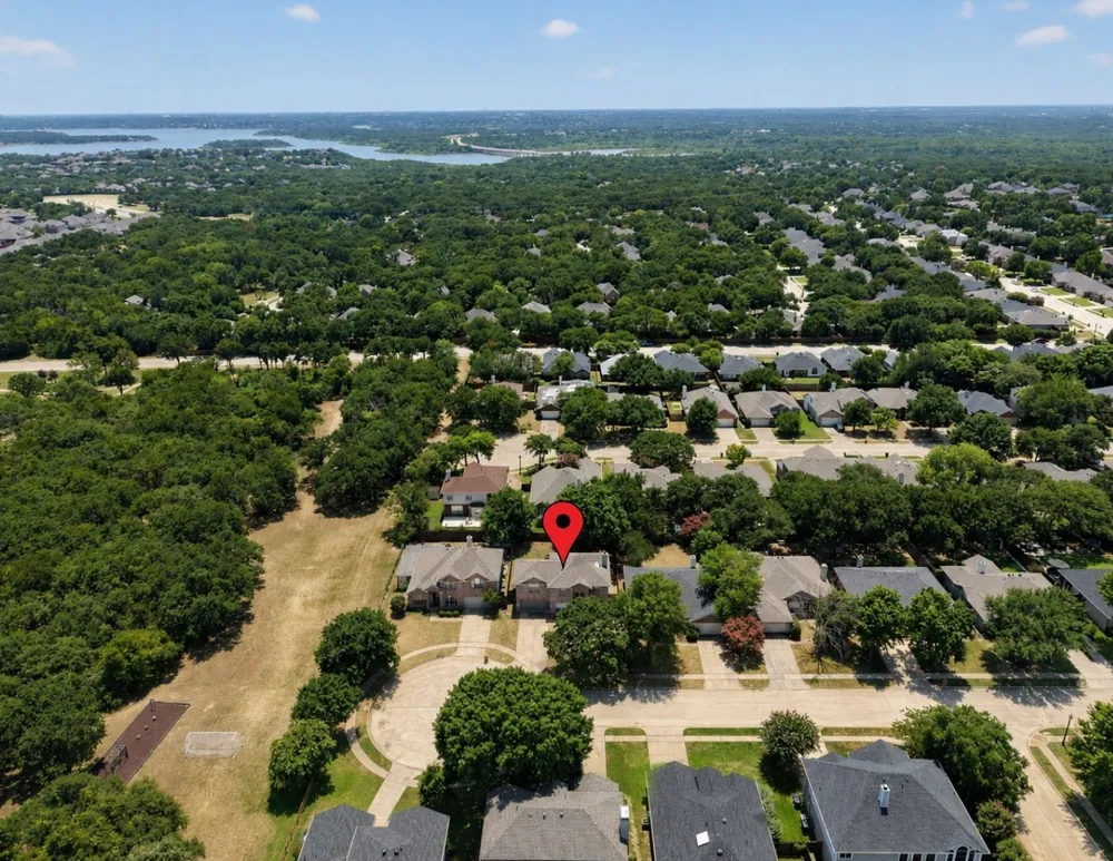 1716 Redwood Drive Corinth, TX 76210