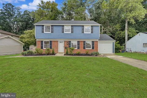 232 WINDING WAY ROAD