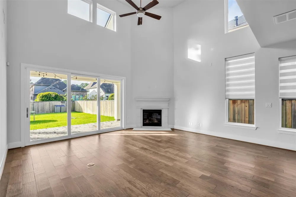 16 Clearview Terrace Place The Woodlands, TX 77375