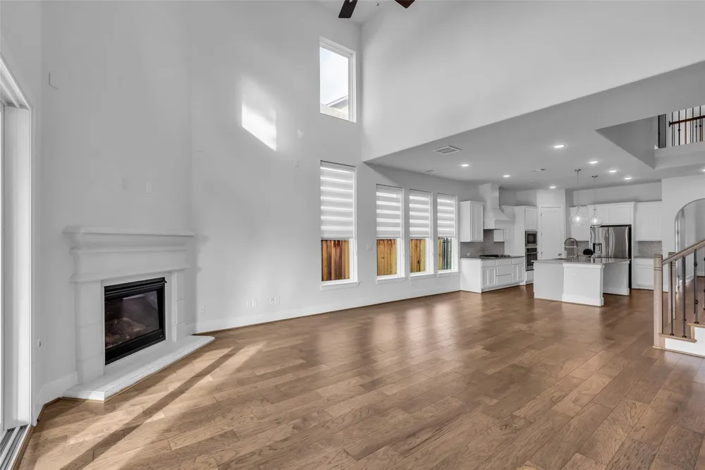 16 Clearview Terrace Place The Woodlands, TX 77375