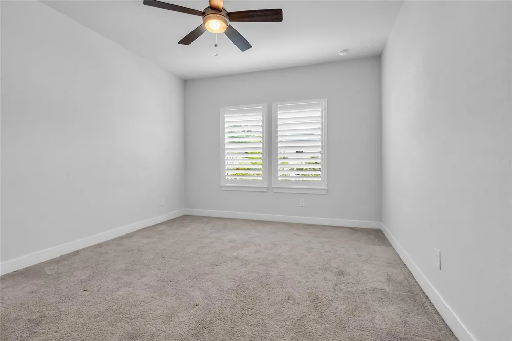16 Clearview Terrace Place The Woodlands, TX 77375
