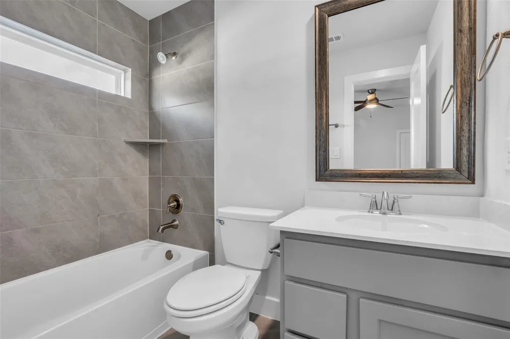 16 Clearview Terrace Place The Woodlands, TX 77375