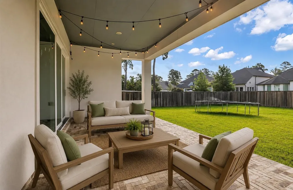 16 Clearview Terrace Place The Woodlands, TX 77375