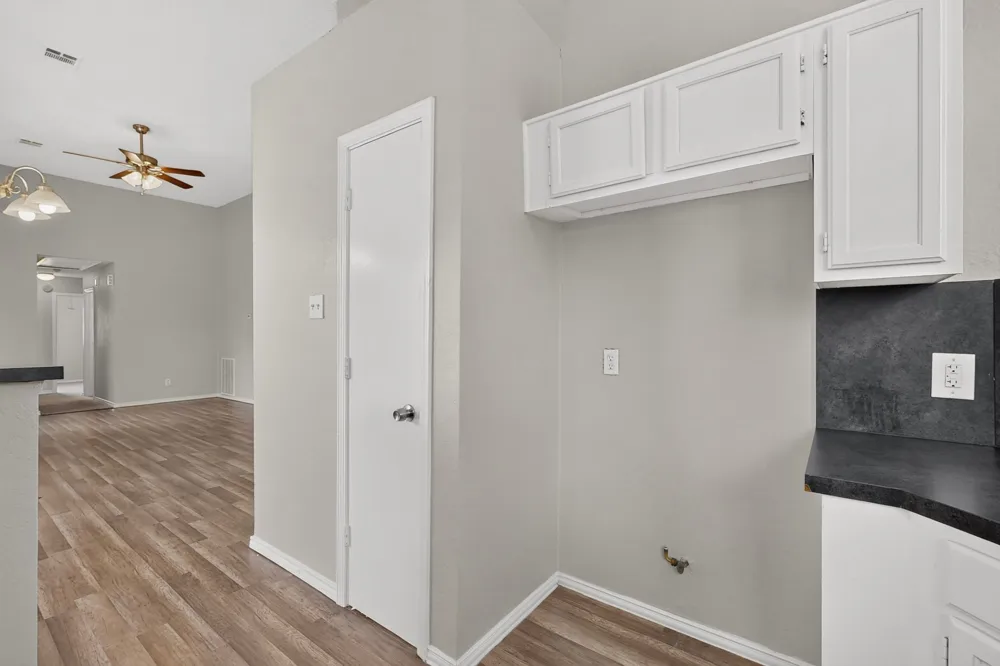 2521 Winter Oak Street Dallas, TX 75227