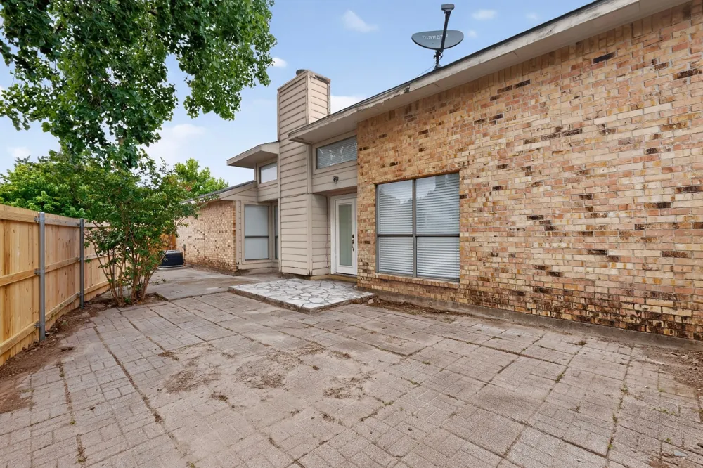2521 Winter Oak Street Dallas, TX 75227