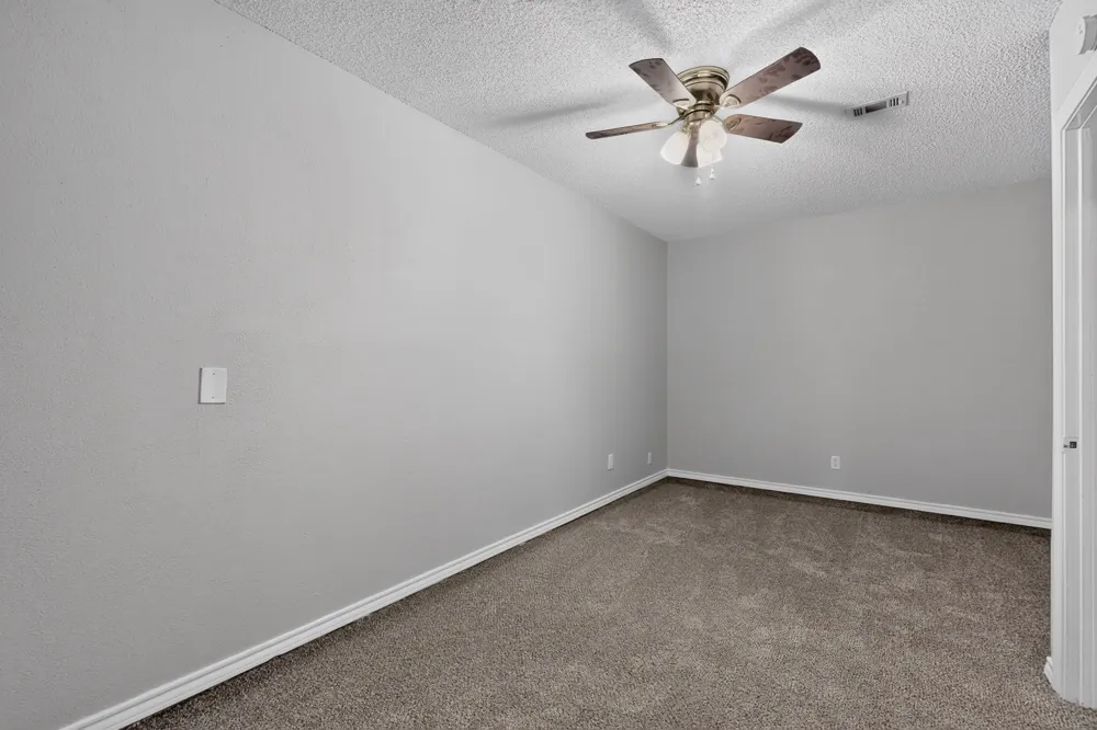 2521 Winter Oak Street Dallas, TX 75227