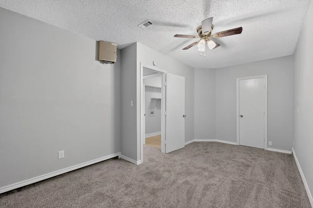 2521 Winter Oak Street Dallas, TX 75227
