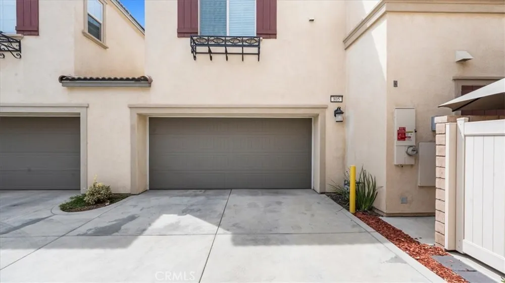 805 Cranberry Way Upland, CA 91786