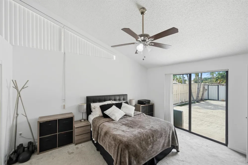 5799 GOLDEN EAGLE CIRCLE Palm Beach Gardens, FL 33418