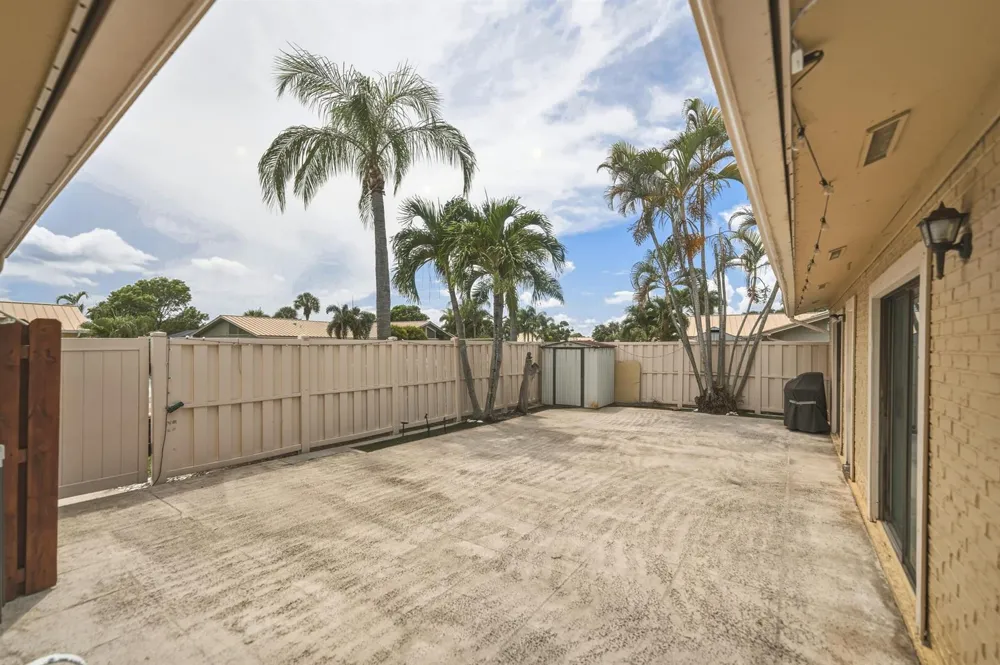 5799 GOLDEN EAGLE CIRCLE Palm Beach Gardens, FL 33418
