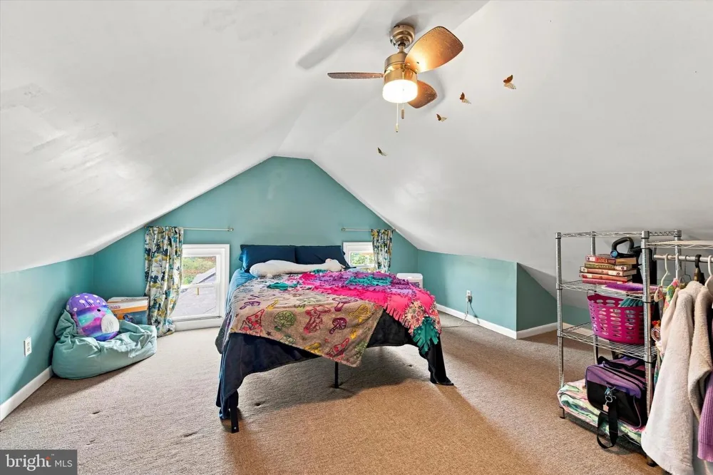 30 WALNUT STREET Mohnton, PA 19540
