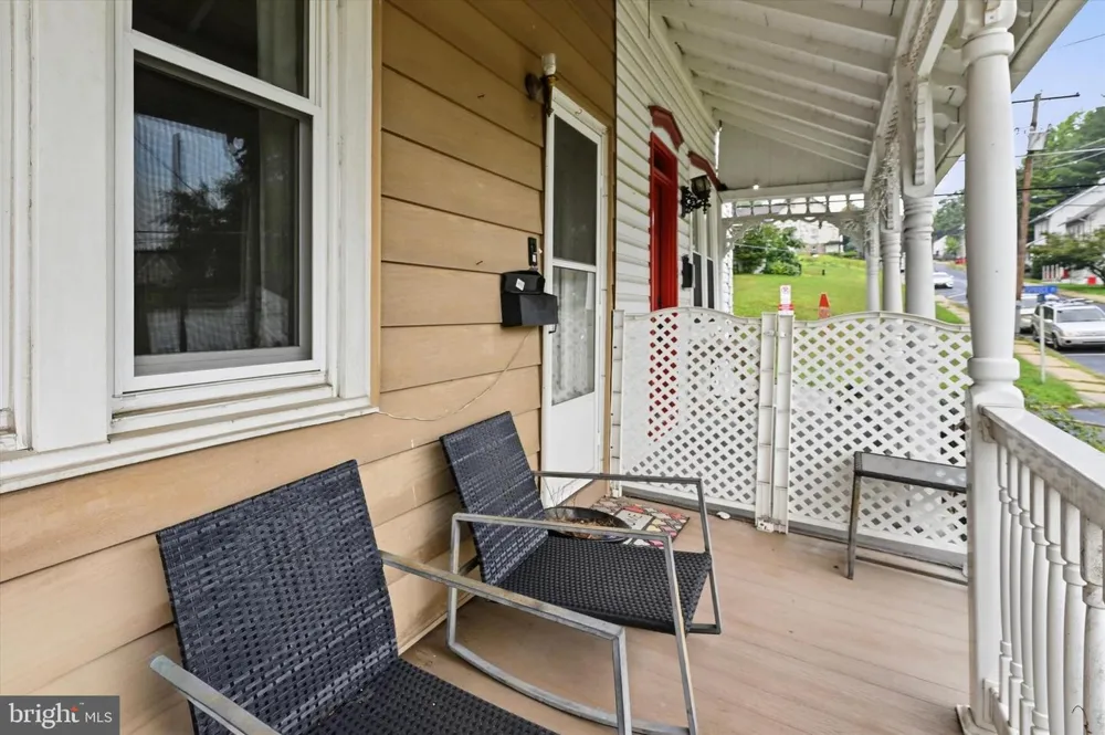 30 WALNUT STREET Mohnton, PA 19540