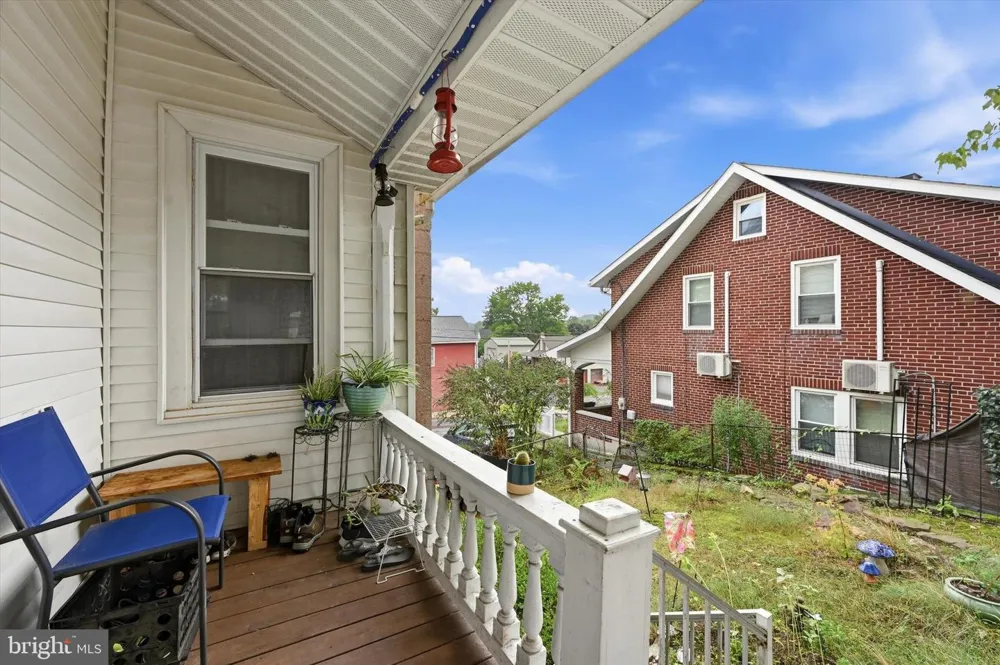 30 WALNUT STREET Mohnton, PA 19540