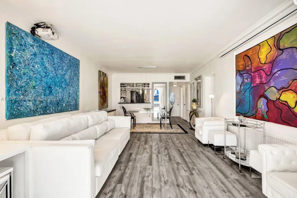 18707 NE 14th Ave #522 Miami, FL 33179
