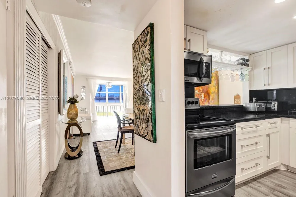 18707 NE 14th Ave #522 Miami, FL 33179