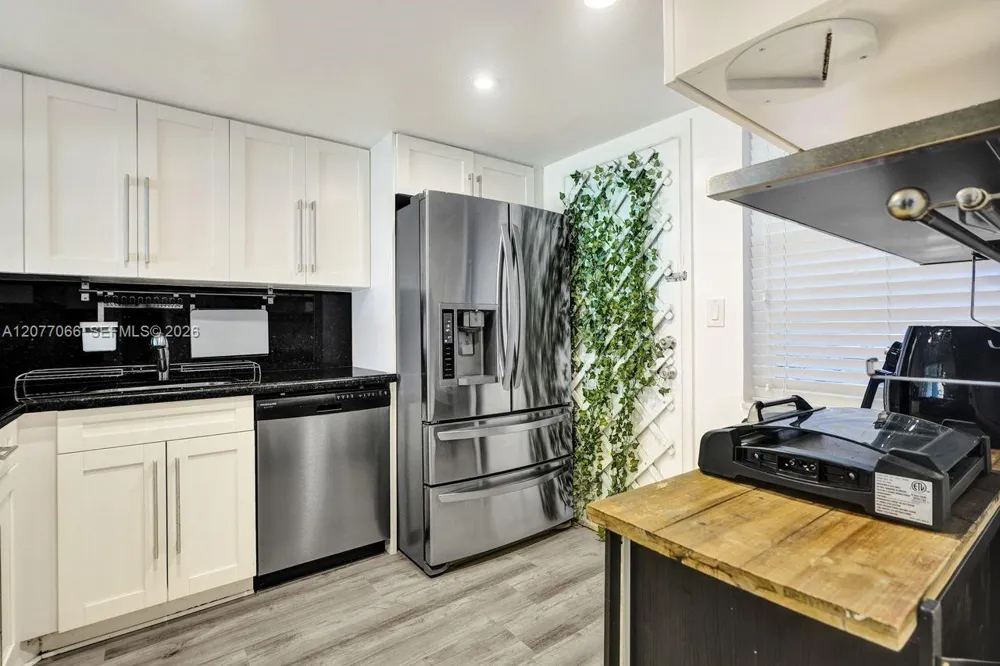 18707 NE 14th Ave #522 Miami, FL 33179