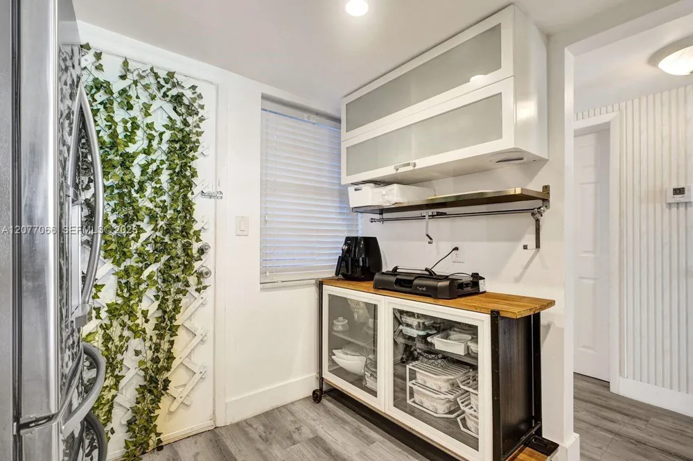 18707 NE 14th Ave #522 Miami, FL 33179