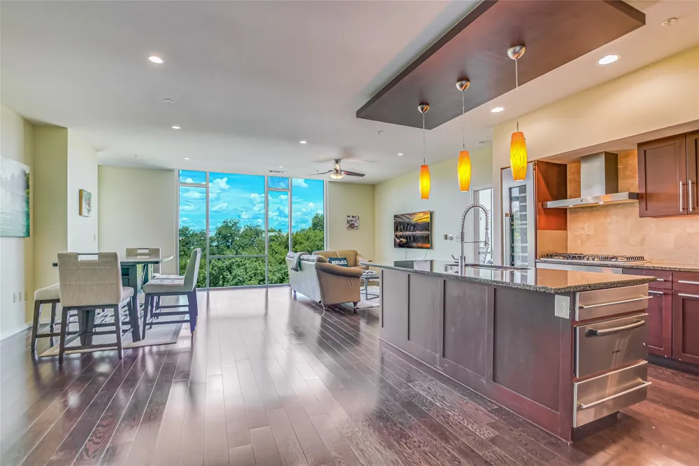 1600 Barton Springs Road #3504 Austin, TX 78704