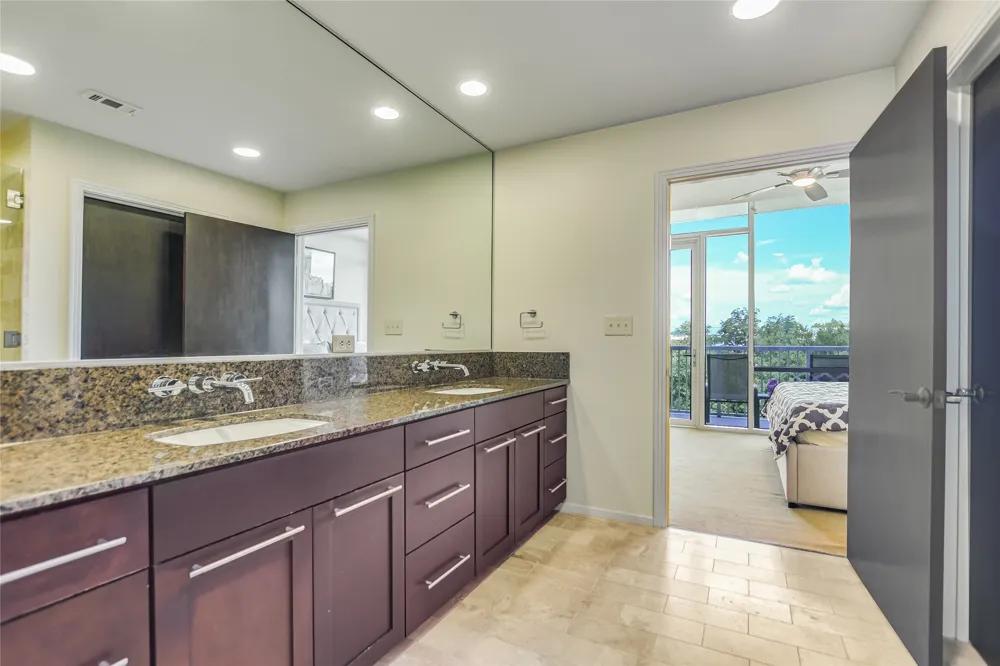 1600 Barton Springs Road #3504 Austin, TX 78704