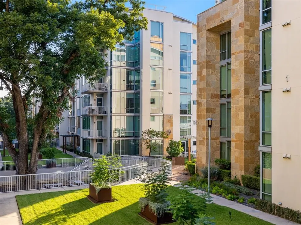 1600 Barton Springs Road #3504 Austin, TX 78704