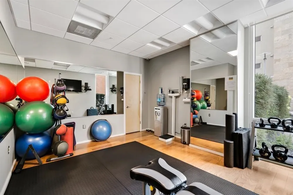 1600 Barton Springs Road #3504 Austin, TX 78704