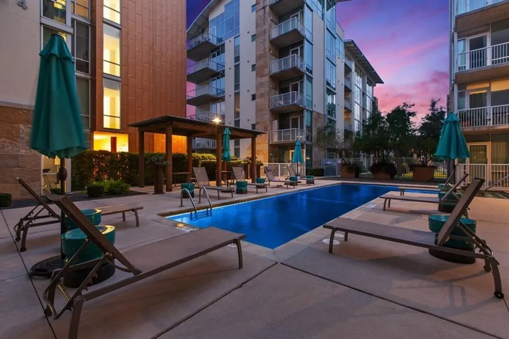 1600 Barton Springs Road #3504 Austin, TX 78704
