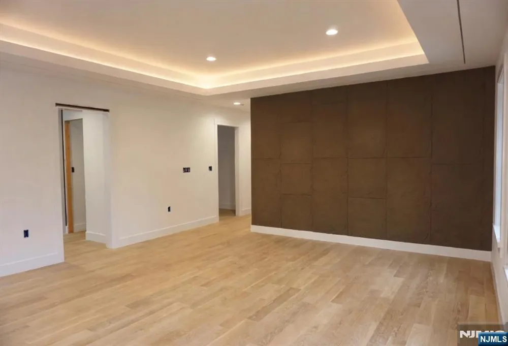 1620 Raritan Road Scotch Plains, NJ 07076