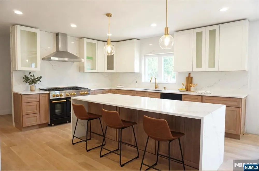 1620 Raritan Road Scotch Plains, NJ 07076