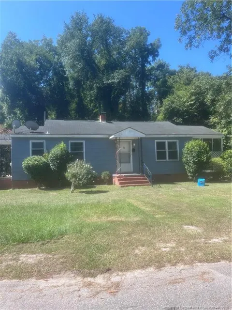 114 E Cottingham Street