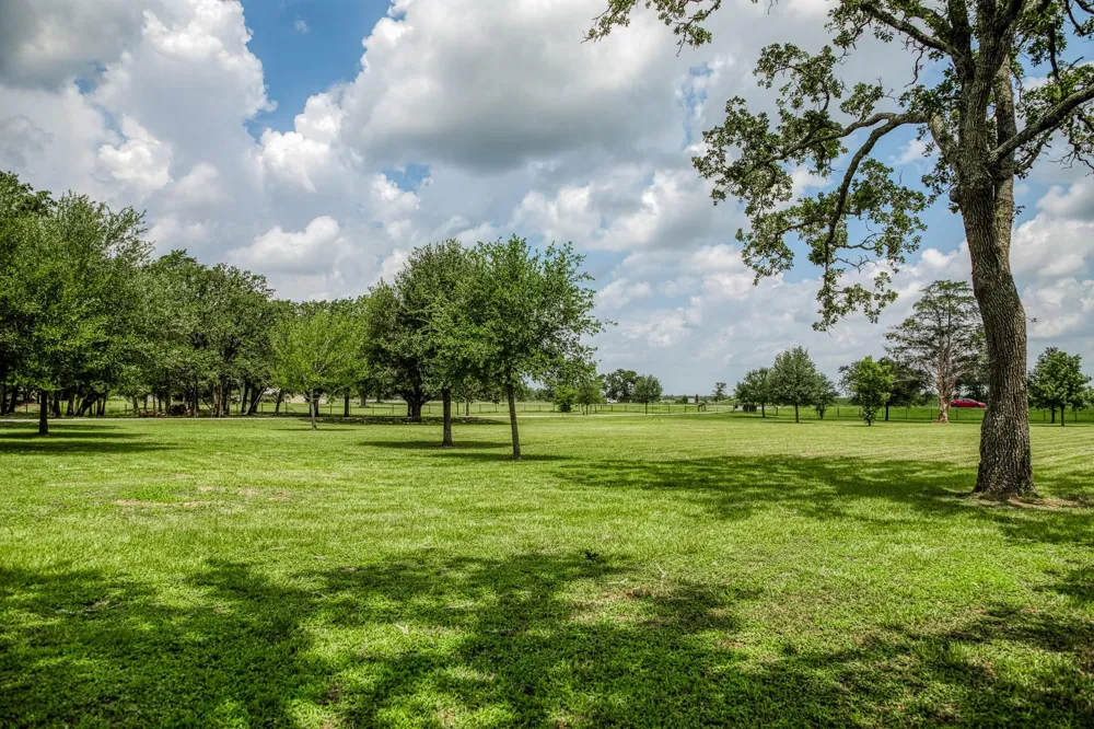 528 E Us Highway 290 Highway Carmine, TX 78932