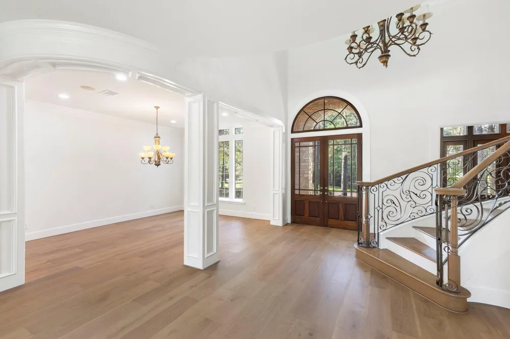 39 W Bracebridge Circle The Woodlands, TX 77382