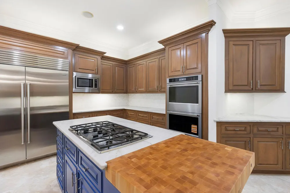 39 W Bracebridge Circle The Woodlands, TX 77382