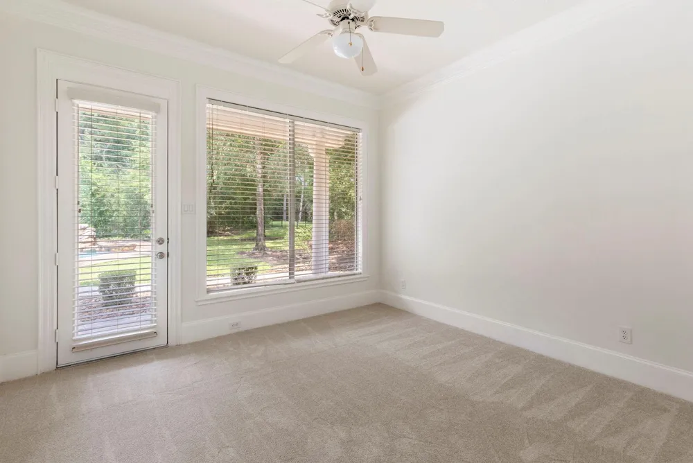39 W Bracebridge Circle The Woodlands, TX 77382