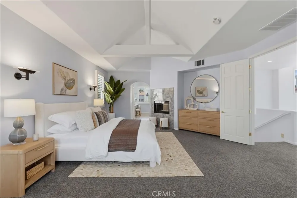10811 Baile Avenue Chatsworth, CA 91311