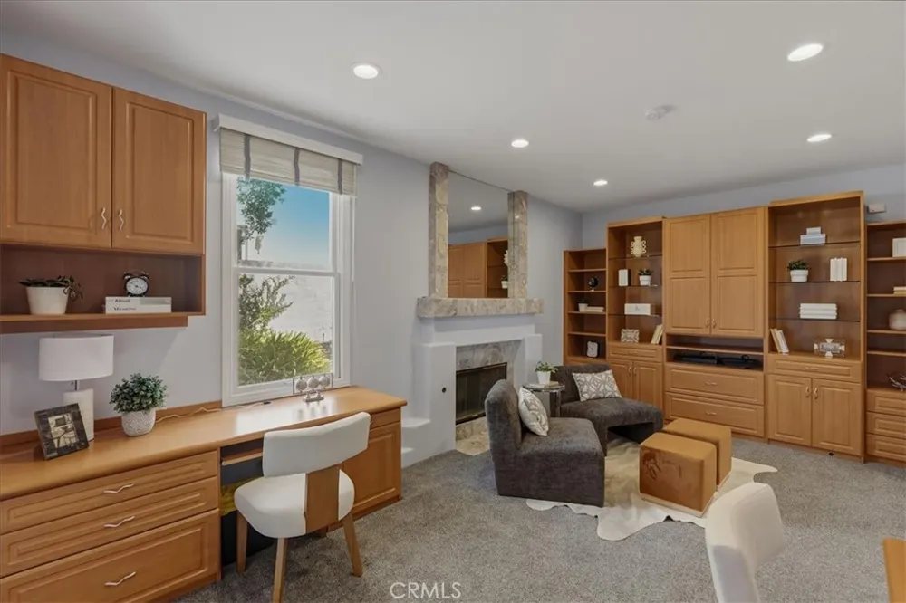 10811 Baile Avenue Chatsworth, CA 91311