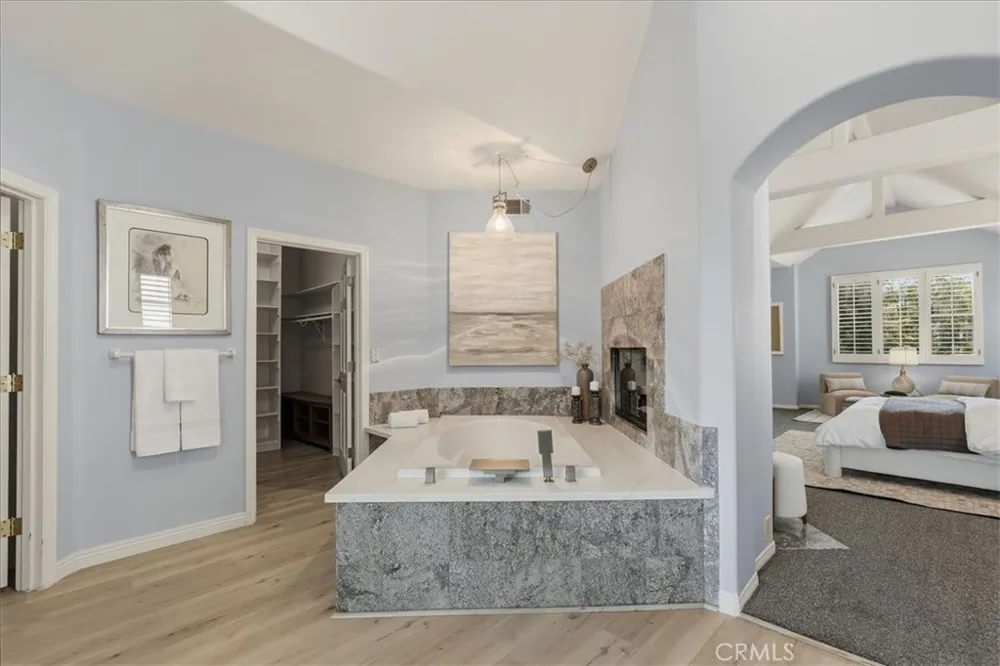 10811 Baile Avenue Chatsworth, CA 91311