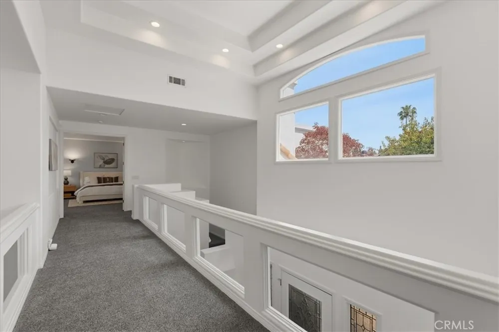 10811 Baile Avenue Chatsworth, CA 91311