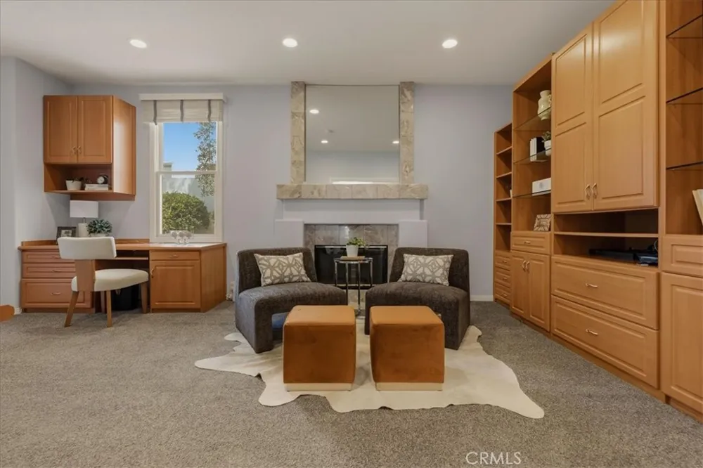10811 Baile Avenue Chatsworth, CA 91311