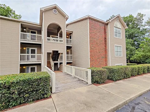 698 Bartons Landing Place #4