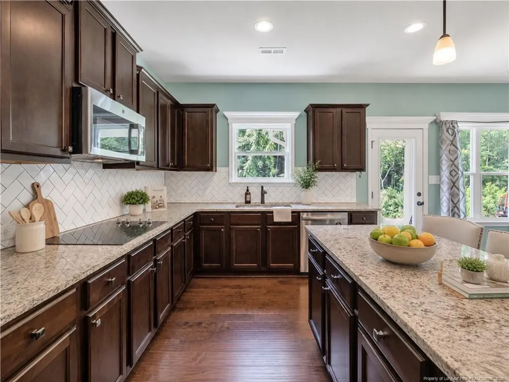 6132 Shannon Woods Way Hope Mills, NC 28348