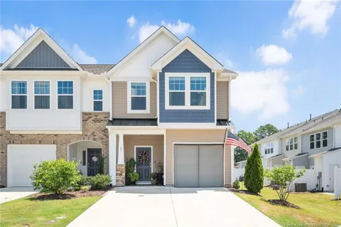 37 Burford Way