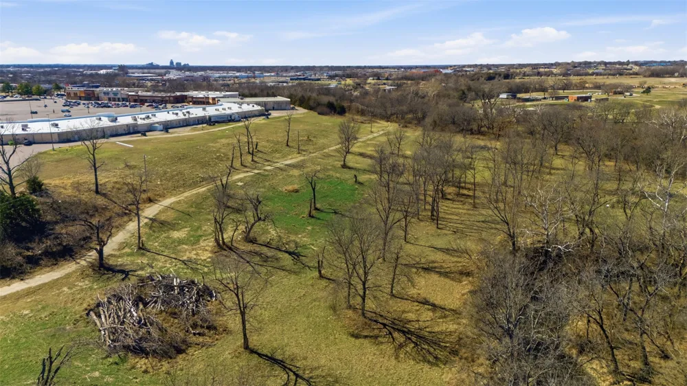 1200 Lonnie Abbott Boulevard Ada, OK 74820