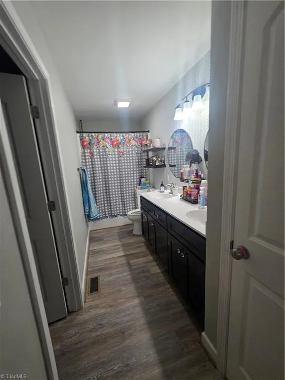 226 CRACKLIN DRIVE Asheboro, NC 27203