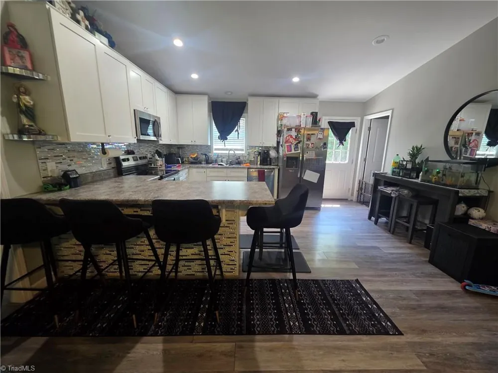 226 CRACKLIN DRIVE Asheboro, NC 27203