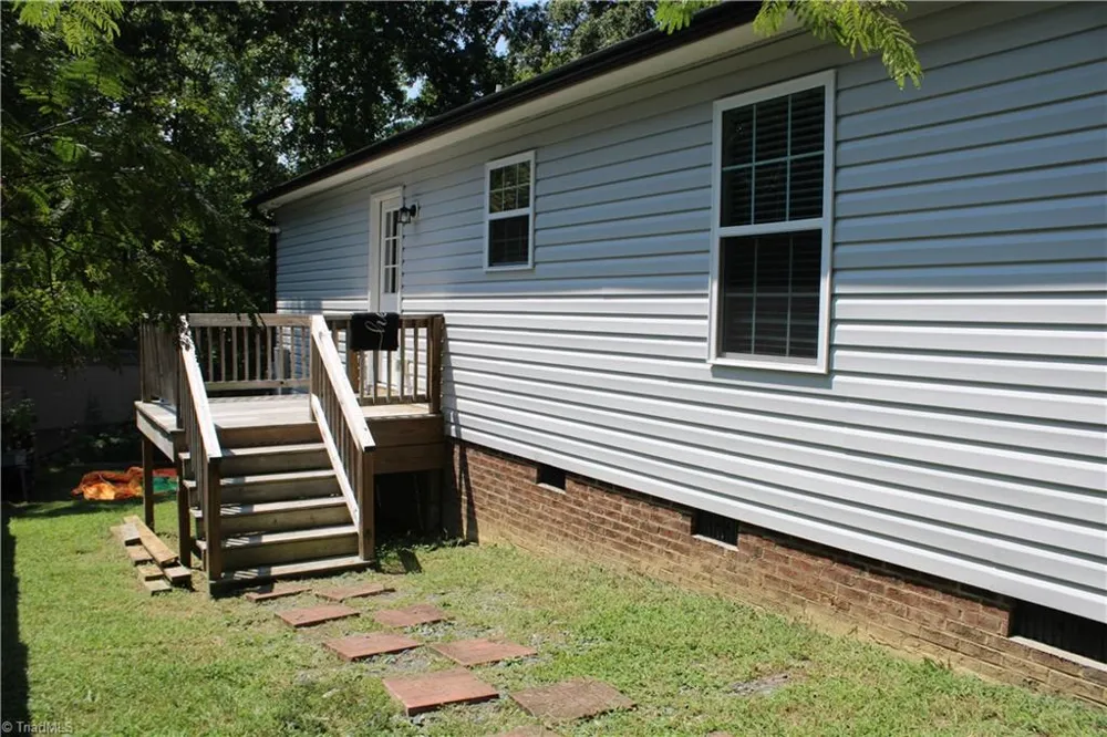 226 CRACKLIN DRIVE Asheboro, NC 27203