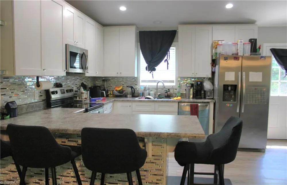 226 CRACKLIN DRIVE Asheboro, NC 27203
