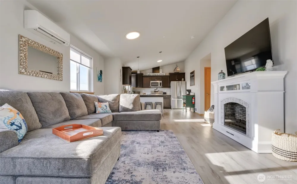 1006 Point Brown Avenue SE Ocean Shores, WA 98569