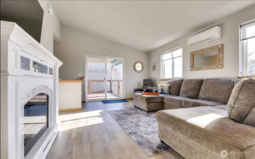 1006 Point Brown Avenue SE Ocean Shores, WA 98569