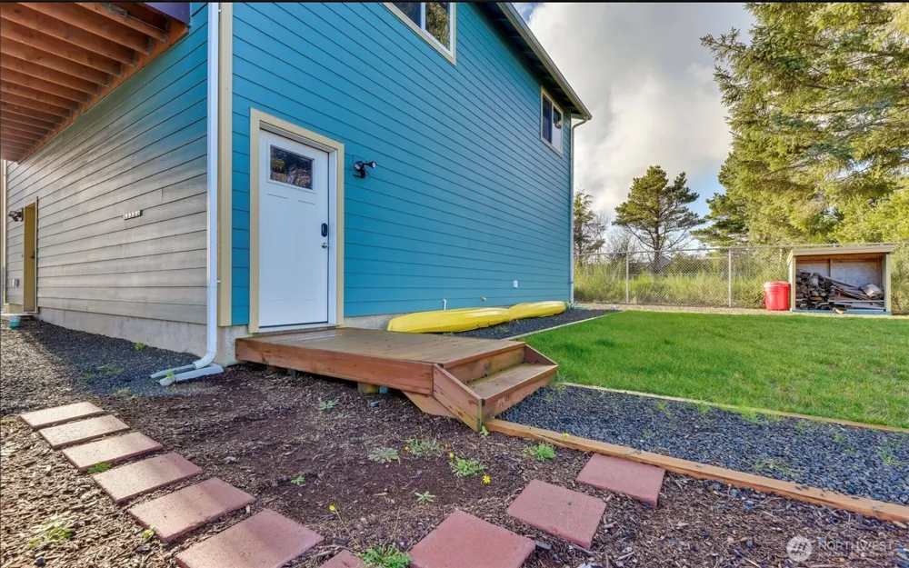 1006 Point Brown Avenue SE Ocean Shores, WA 98569