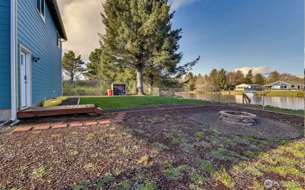 1006 Point Brown Avenue SE Ocean Shores, WA 98569